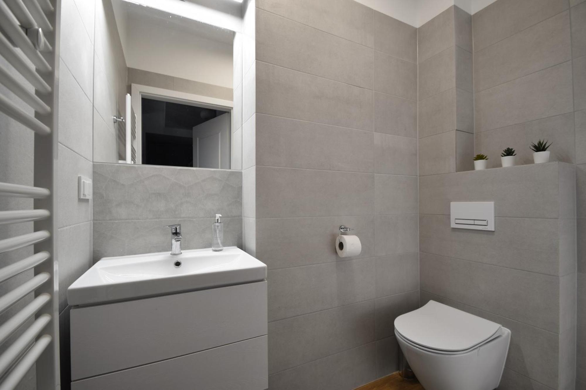 Rentplanet - Kolo Brzegu Apartament