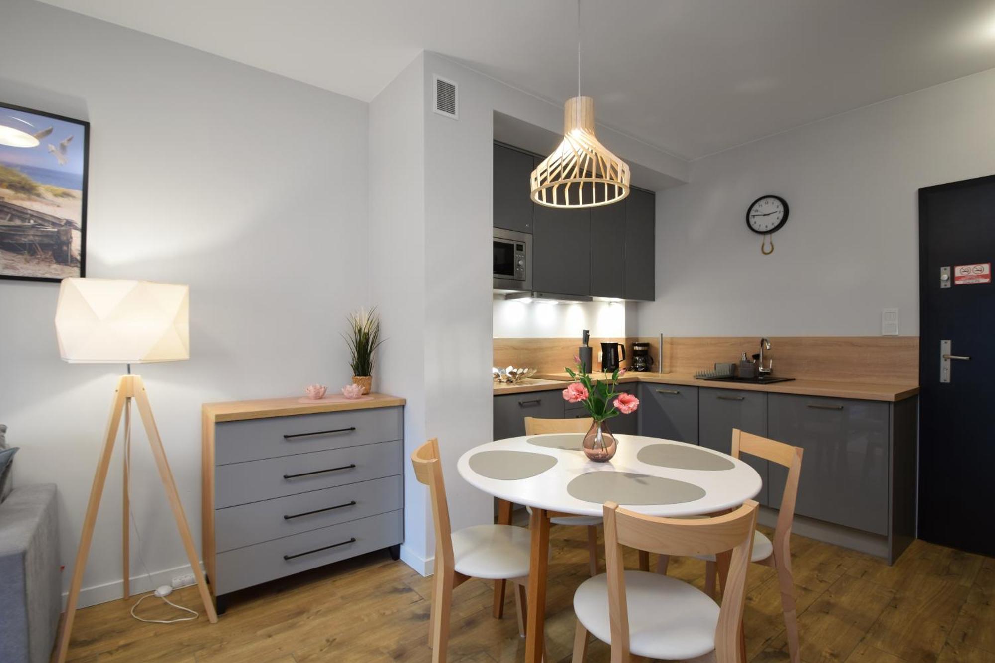 Rentplanet - Kolo Brzegu Apartament